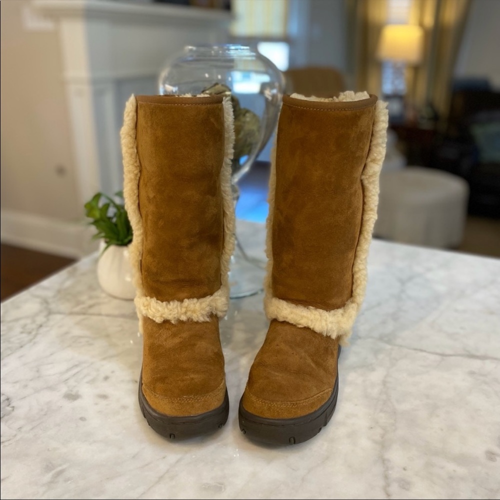 UGG Sundance tall suede skearling boots!